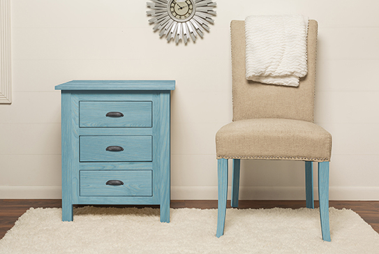 Цветное масло для дерева Varathane Fast Dry 297427 Винтаж аква 0,946 л фото в интерьере